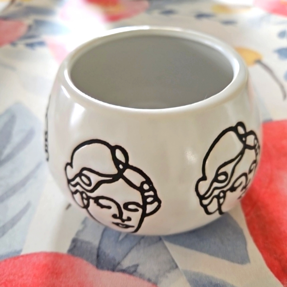 Grecian Design Ceramic Bowl